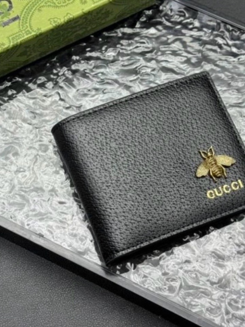 Gucci Green Damask. Black Wallet with bee print - Picture 3 of 3